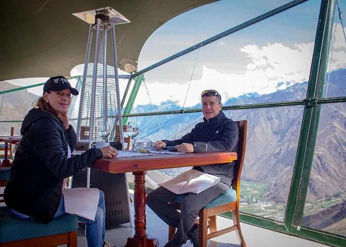 Vertical Sky Lodge *