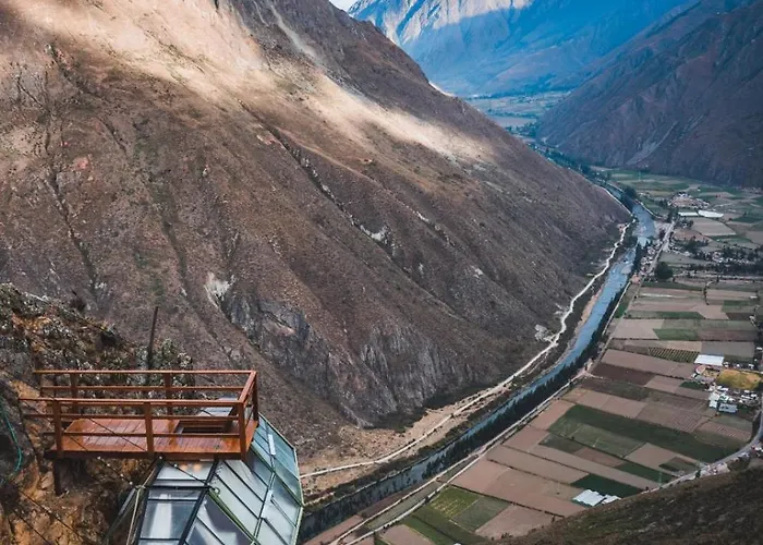 Vertical Sky * Ollantaytambo