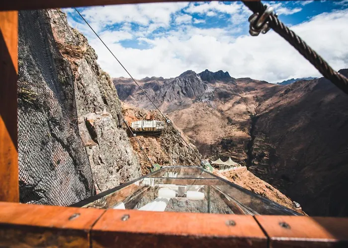 Vertical Sky Lodge